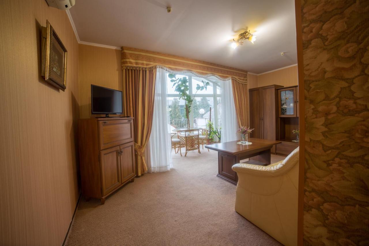 Hotel Premyer Τρούσκαβετς Εξωτερικό φωτογραφία
