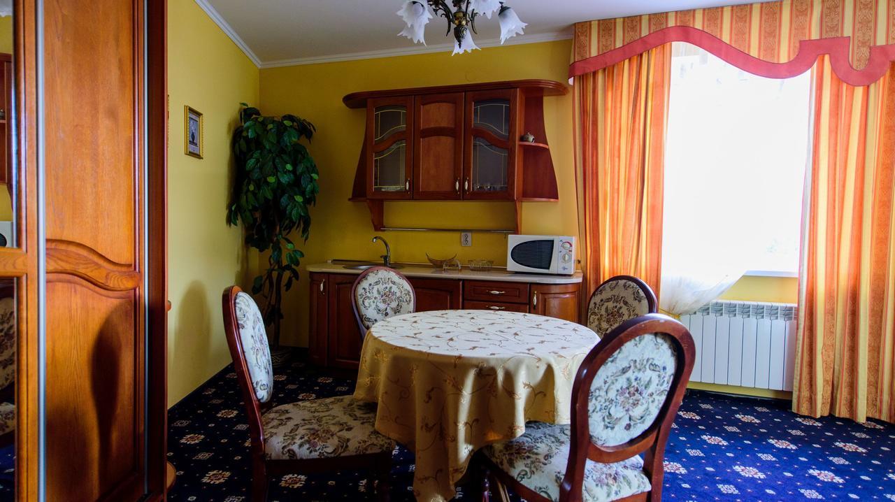 Hotel Premyer Τρούσκαβετς Εξωτερικό φωτογραφία